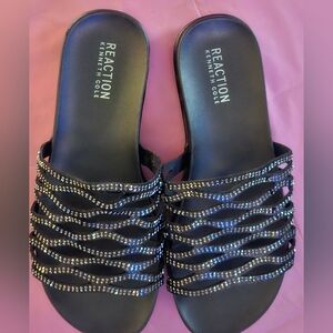 Kenneth Cole Metallic Gun Metal Strapy Size 7 Sandals EUC